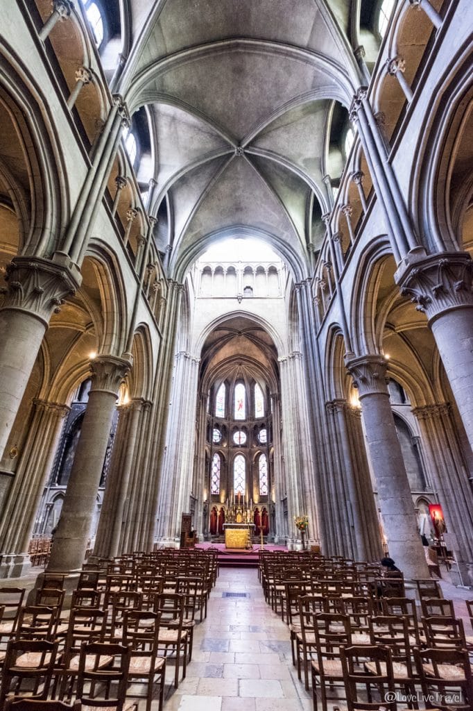 Dijon église notre-dame parcours chouette côte-d'or blog voyage Lovelivetravel