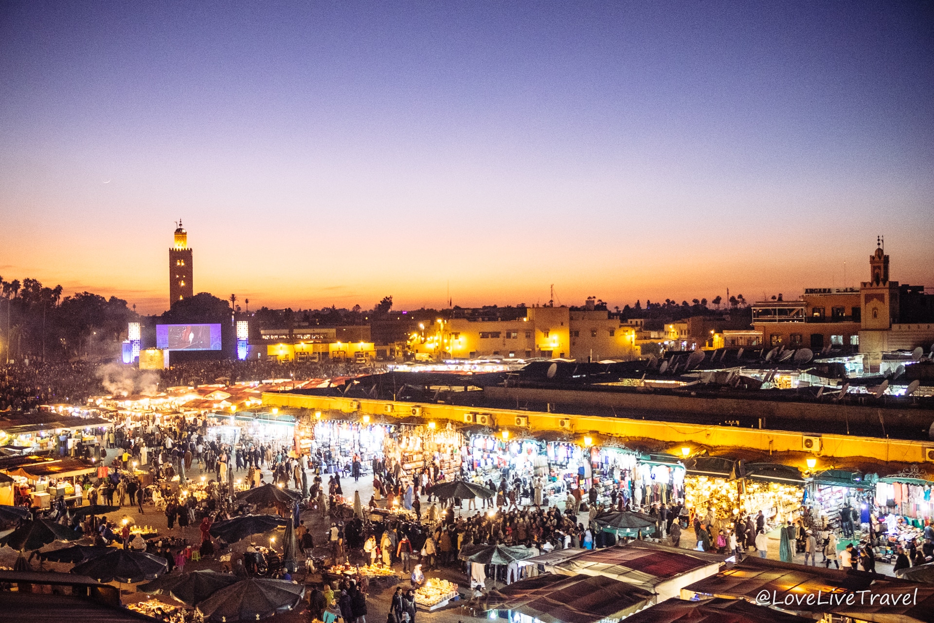 Place Jemaa el-Fna Medina Maroc marrakech blog voyage lovelivetravel