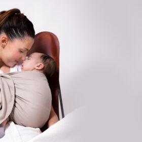 Sortir avec bébé facilement : les indispensables LP_slings_hero